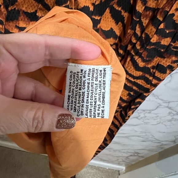 WALTER BAKER Yosline gathered tiger-jacquard midi dress 2 - Picture 9 of 14